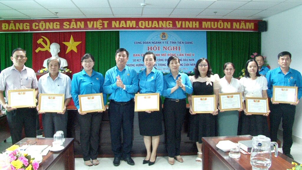 Hội nghị Ban Chấp hành mở rộng, sơ kết hoạt động công doàn 6 tháng đầu năm, triển khai phương hướng và nhiệm vụ 6 tháng cuối năm 2024