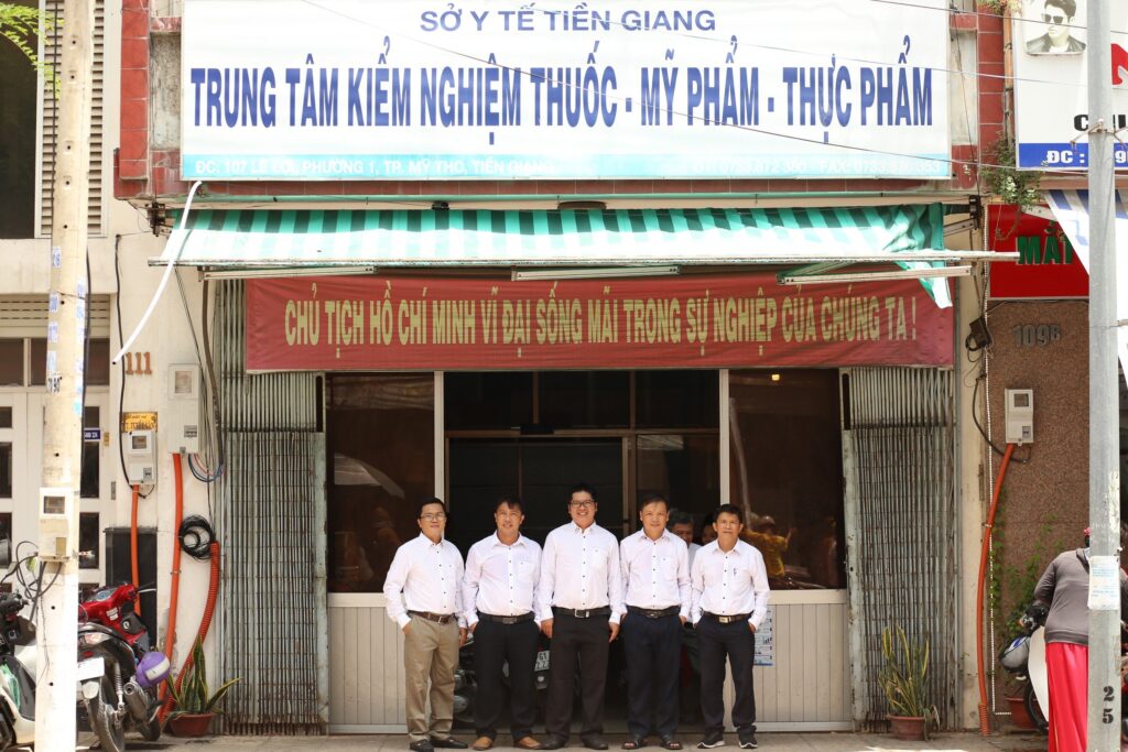 TẤM GƯƠNG ĐIỂN HÌNH TIẾN TIẾN NĂM 2023 CỦA TRUNG TÂM KIỂM NGHIỆM THUỐC, MỸ PHẨM, THỰC PHẨM (DQC TIỀN GIANG)